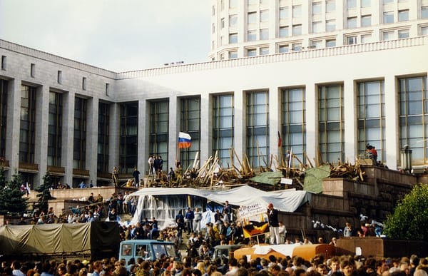 Forming an Opposition Media Bloc in the Network Era